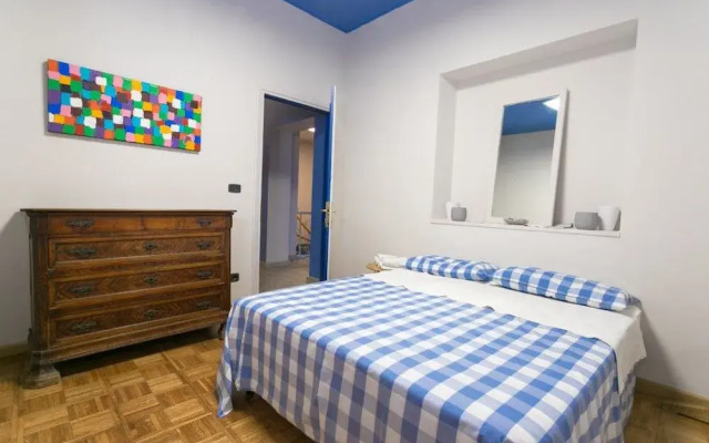 Boulevard 900 - Comfort and Style - Entire Structure 12 Beds