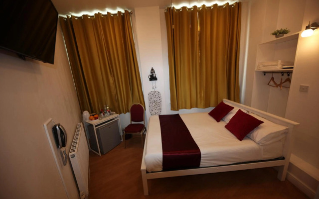 City London Hotel