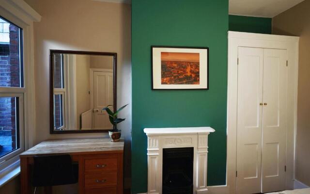 Boscobel Apartments