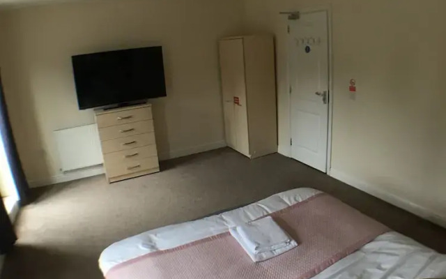 Blackberry House - Sleeps 6 with Parking and Netflix TV