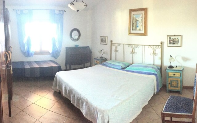 Rose Apartment III
