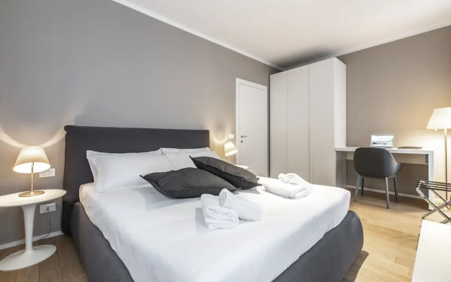 Rialto Canal View Deluxe R&R