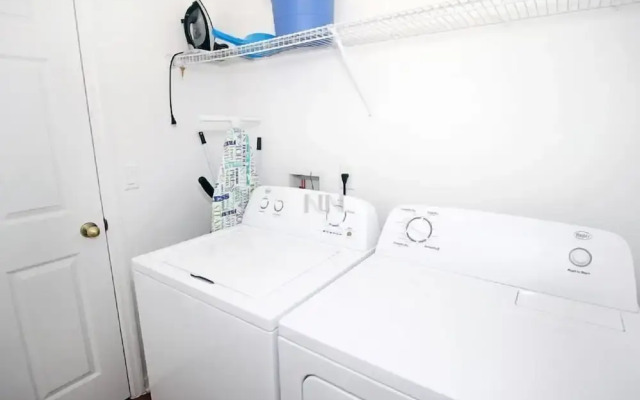 Crystal Cove Resort - 4 Bedroom Holiday House! - FVV 56240