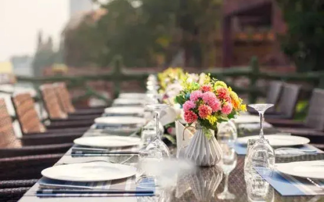 Oriental Jinsha Villa Hotel