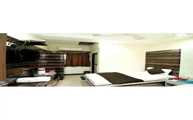 Room Maangta 122 - Andheri East