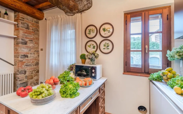 Valle del Sole Winery Farmhouse