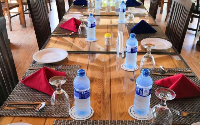 Randiya Sea View Hotel