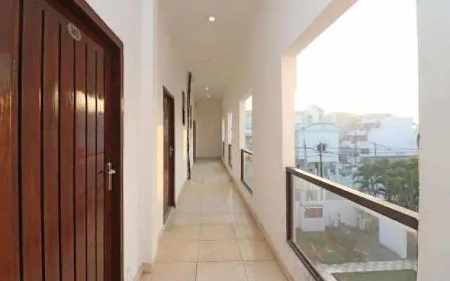 Hotel Rajshri by OYO Rooms