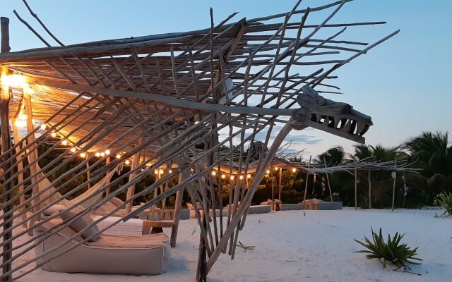 Ikal Hotel Tulum