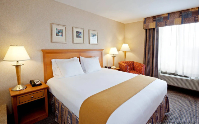 Holiday Inn Express Brooklyn