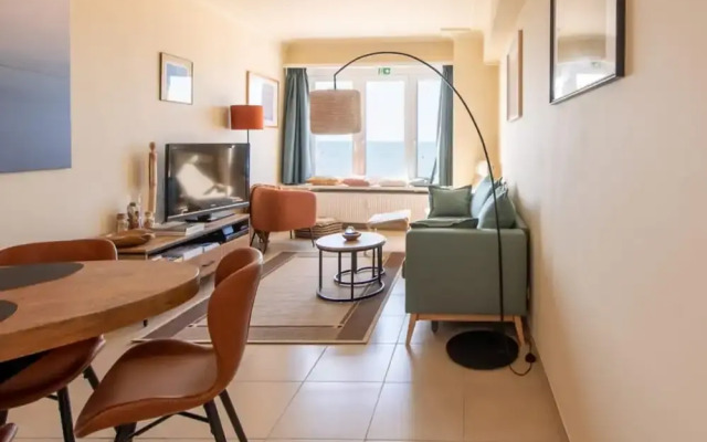 Apartment on the Dike in Ostend Center