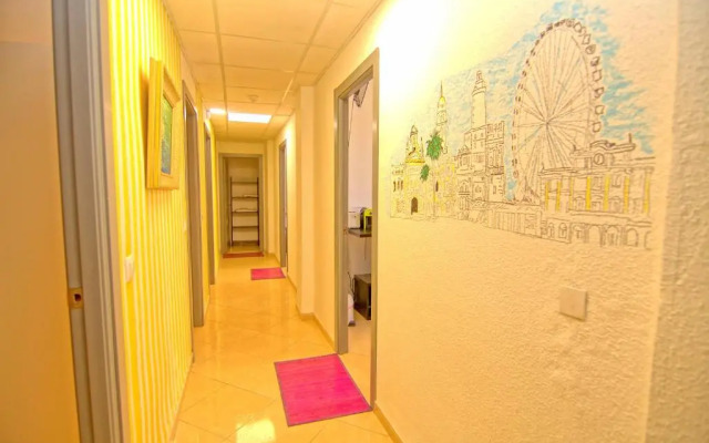 Balcony & Room
