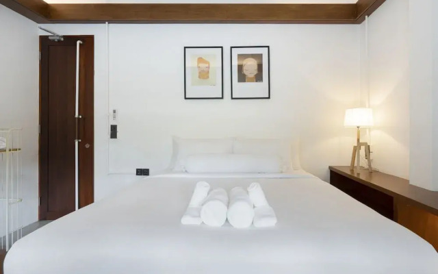 Phrip Phri Luxury Pool Villas