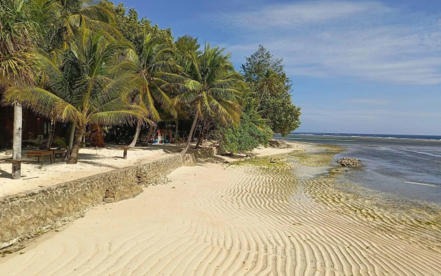 Wakatobi Patuno Diving & Beach Resort