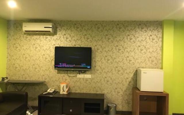 Sarikei Garden Hotel