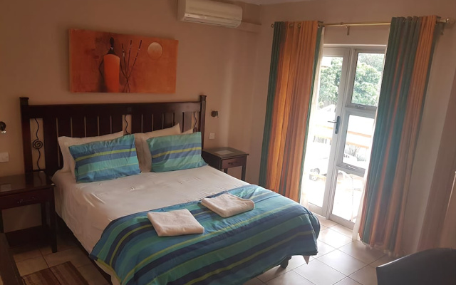 Cactus Inn
