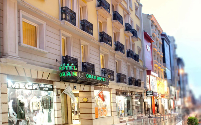 Oran Hotel