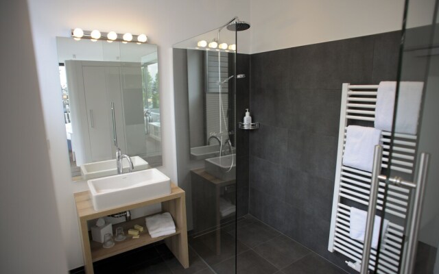 Acqua Strande Yachthotel & Restaurant