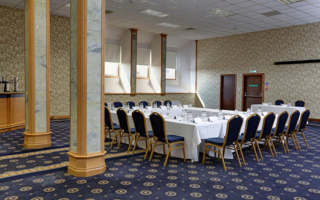 Best Western Summerhill Hotel and Suites