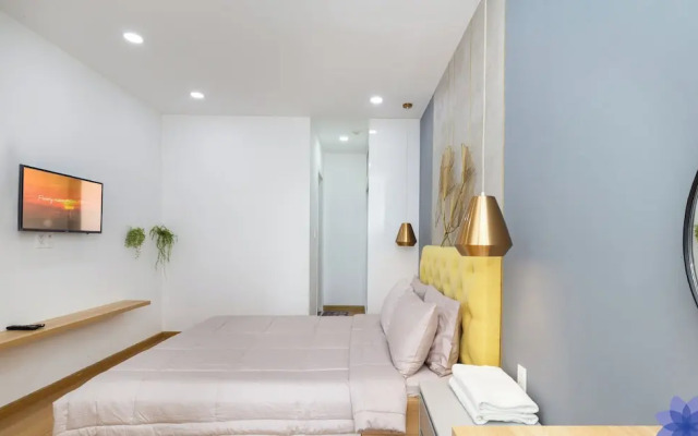 Republic Tan Son Nhat Airport Luxury