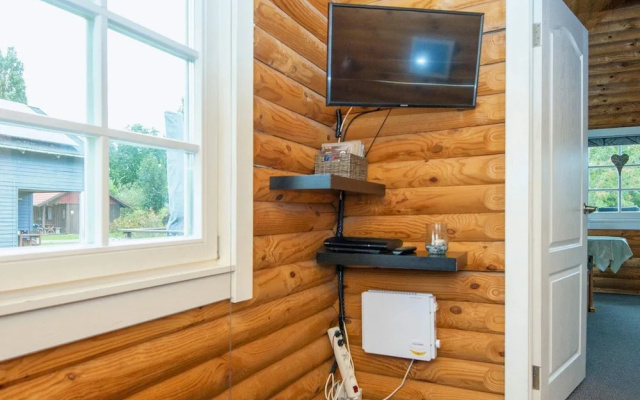 6 Person Holiday Home in Hovborg