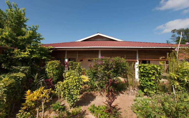 Le Relax St. Joseph Guest House