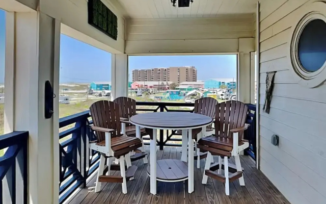 Salt and Horns by Silver Sands Vacation Rentals