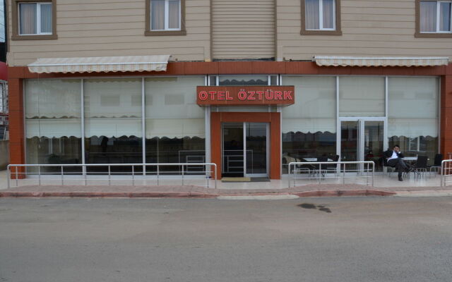 Ozturk Hotel