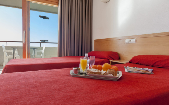 Apartamentos La Era Park