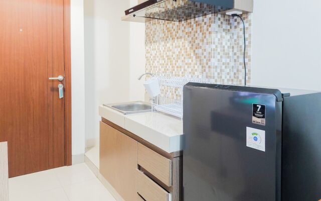 Good And Homey 2Br At Parkland Avenue Apartment