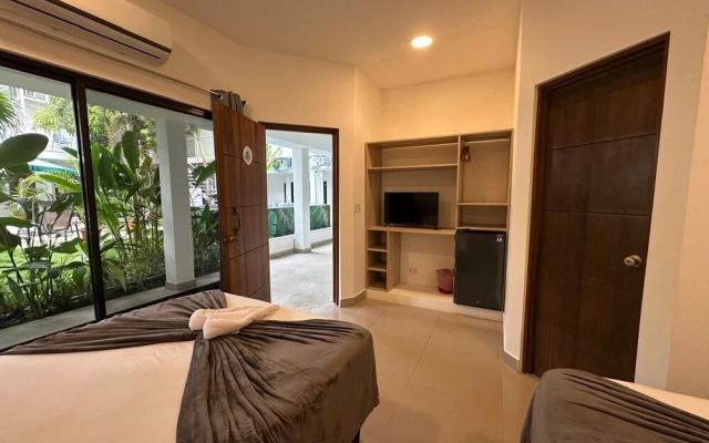 Wide Mouth Frog At Quepos