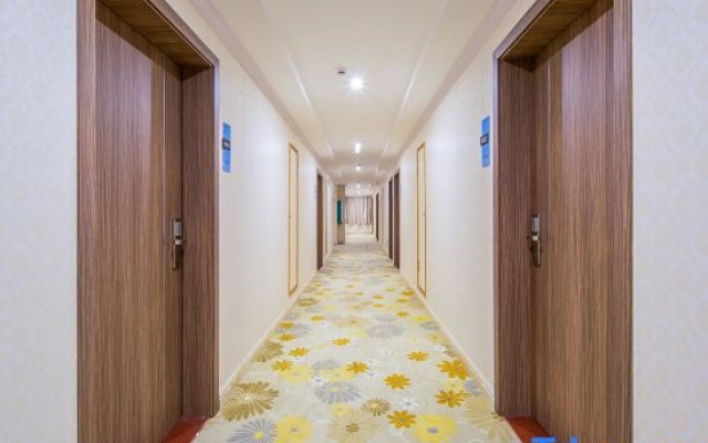 Yeste Meitu Hotel (Nanning Zoo Gaoxin Avenue)