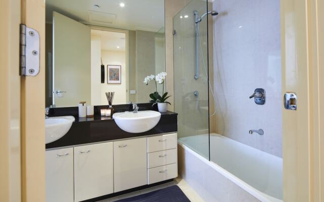 Penthouse Apartment in Melb CBD Perfect Location