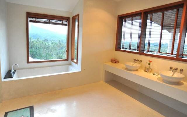 Maenam Hills Villa