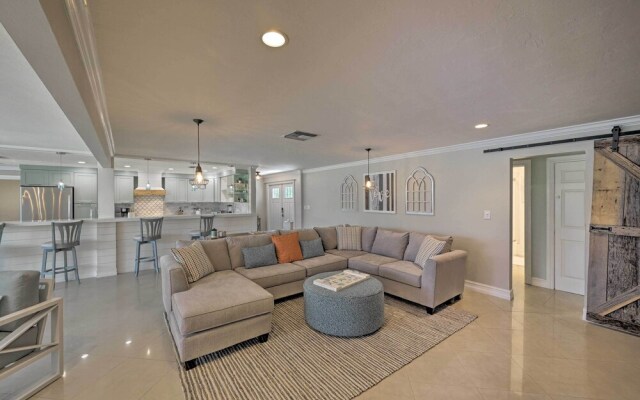 Family-friendly Palm River Estates House!