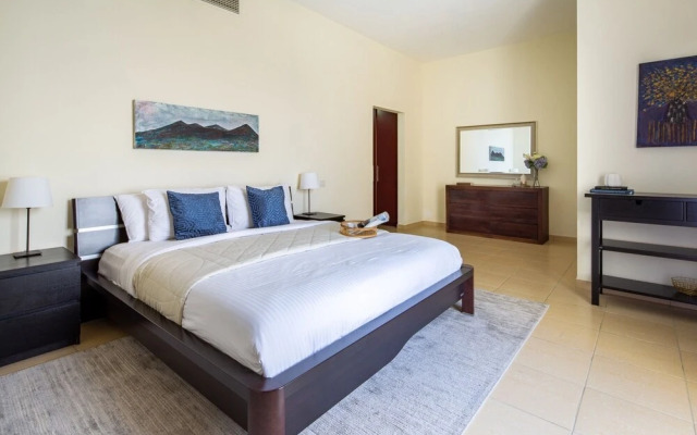 Sea View! Spacious 2BR in JBR + Pool & gym