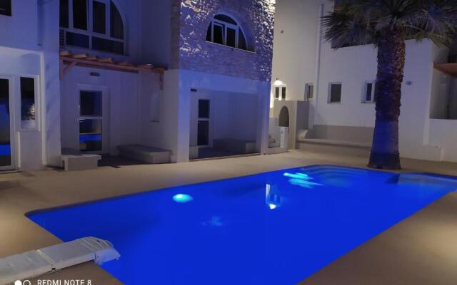 Vammos Luxury Apartments