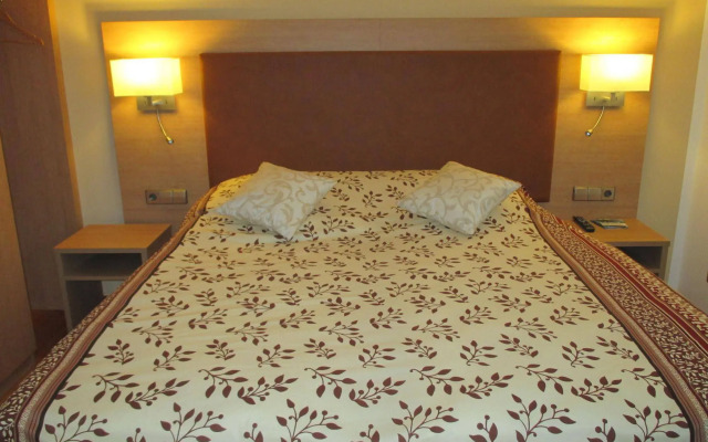 Hotel am Yachthafen