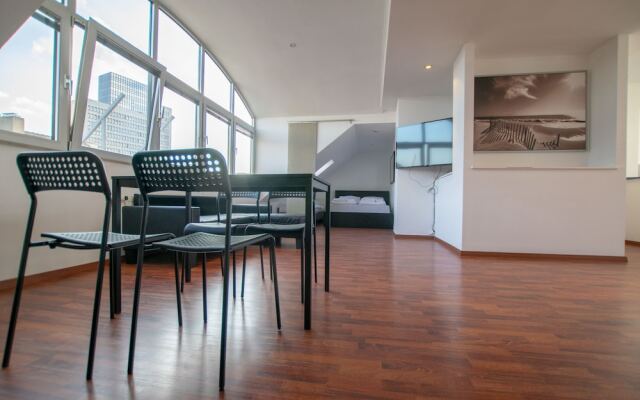 Tolstov Hotels Sunny Penthouse In City Center