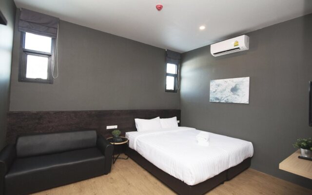 The Arbern Hostel x Bistro