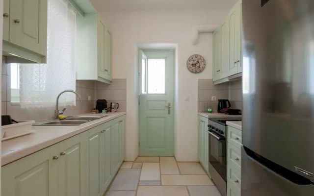 Fairytale House Seaview and Sunset -island Living-