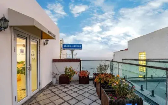 Nayuta Smart Sea-view Hostel (Qingdao Yinhai Dashijie)