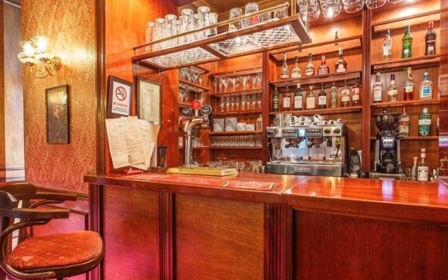 London Elizabeth Hotel