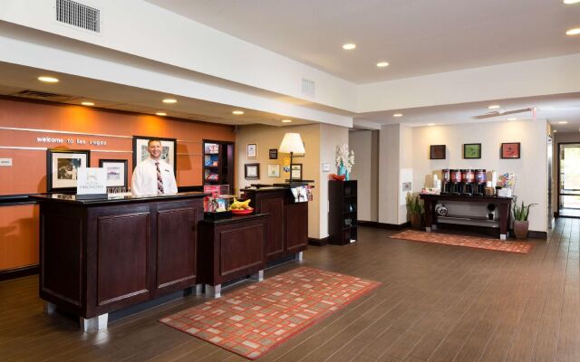 Hampton Inn & Suites Las Vegas South