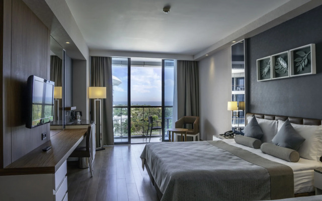 Baia Lara Hotel