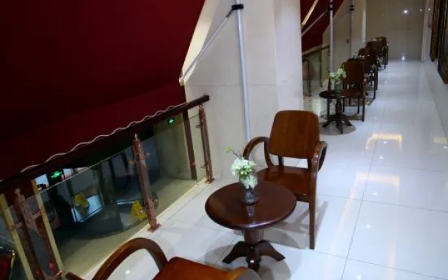 Spring International Hotel – Hotel Rooms – Harbin
