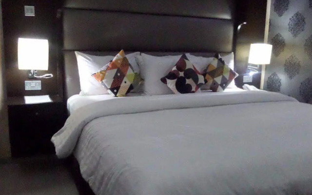 Larry Mitchelle Suites