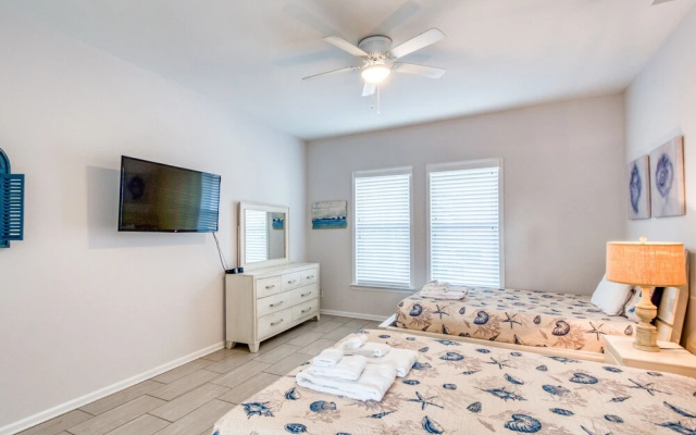 5447 Saint Augustine - 7 Br Home