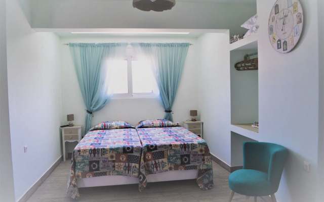 Anelia Boutique Studios & Apartments