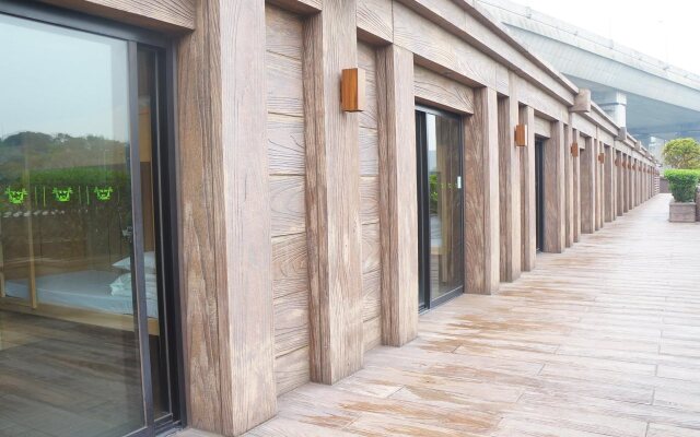 Noah's Ark Hotel & Resort